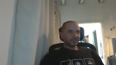 Ariel online show from 02.18.25