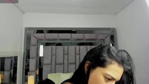 Snapshot of emmahill1 chatting on 02.06.26 EMMA HILL online show from 02.06.26