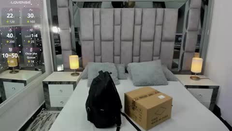 Snapshot of emmahill1 chatting on 02.25.26 EMMA HILL online show from 02.25.26