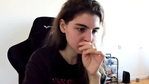 Emma online show from 09.11.25