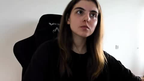 Emma online show from 09.13.25