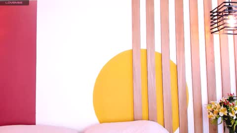 emmanaughty_ online show from 10.18.25