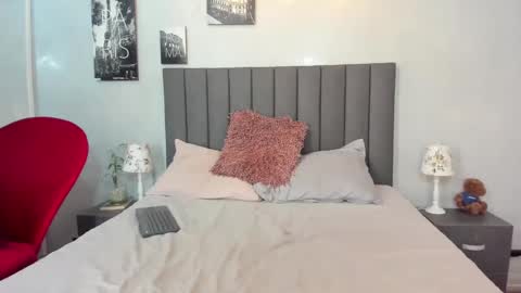 Snapshot of emmanuel_bart chatting on 12.11.24 Emmanuel Bart online show from 12.11.24