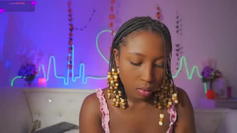 Sara online show from 10.13.25