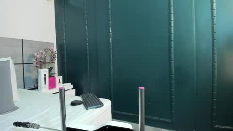  Emma  online show from 03.30.26