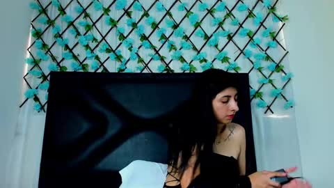  Emma  online show from 01.26.25