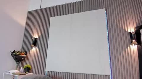 emmazc_ online show from 12.20.25