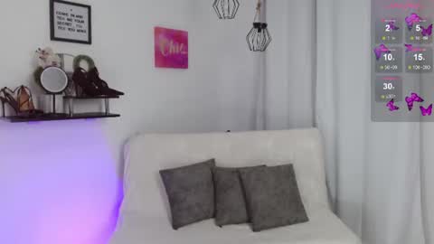 Snapshot of emmi_cam chatting on 07.06.26 Emmi Cam online show from 07.06.26