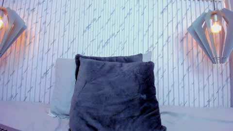 Snapshot of emmi_love_ chatting on 12.06.24 Emmi online show from 12.06.24