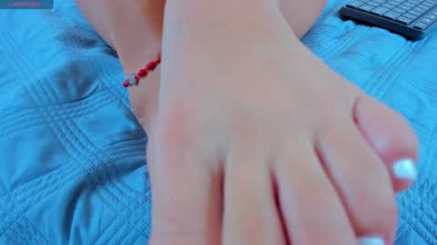 Snapshot of emmi_love_ chatting on 01.29.25 Emmi online show from 01.29.25