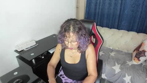 Snapshot of emmilychevalier chatting on 10.17.25 Emmily online show from 10.17.25