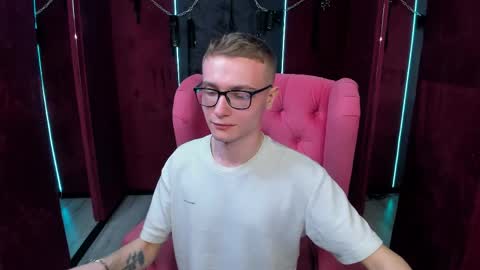 Snapshot of emmit_barker chatting on 04.29.26 Emmit online show from 04.29.26