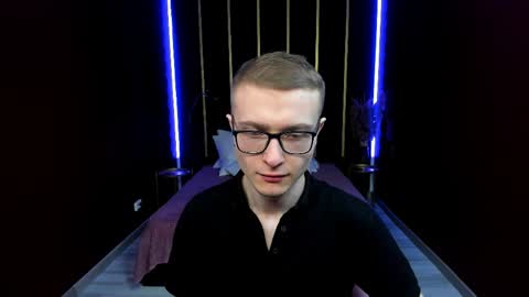 Snapshot of emmit_barker chatting on 05.02.26 Emmit online show from 05.02.26