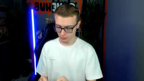 Snapshot of emmit_barker chatting on 05.25.26 Emmit online show from 05.25.26