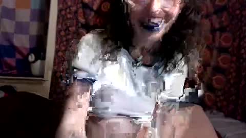 Snapshot of emmsayshi chatting on 02.12.26 Emm online show from 02.12.26