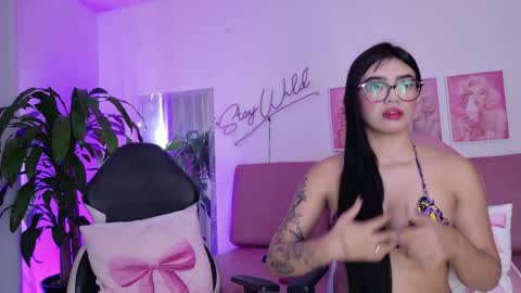 Emmy and Luna  online show from 04.15.26