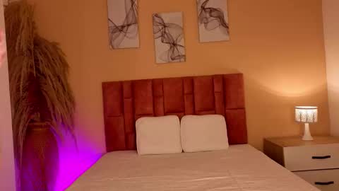 emmy_danielss online show from 02.19.26