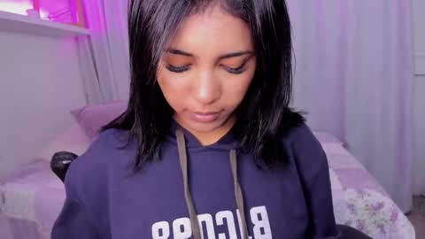 Emmy Heart online show from 01.13.26