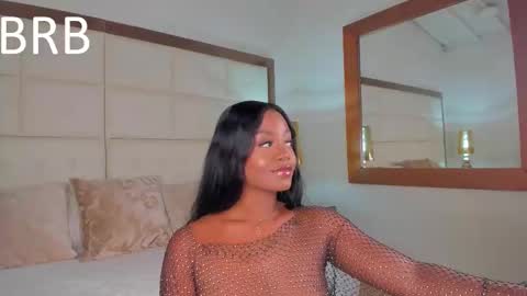 emmy_jacksson online show from 10.14.25