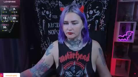 Emmy Bright     50  online show from 09.10.25