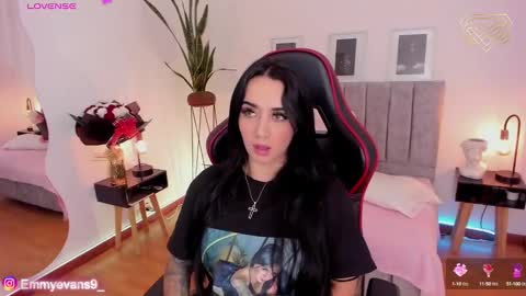 Snapshot of emmyevans1 chatting on 12.02.24 Emmy Evans  online show from 12.02.24