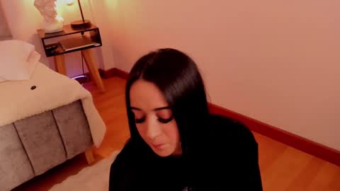 Snapshot of emmyevans1 chatting on 12.30.24 Emmy Evans  online show from 12.30.24