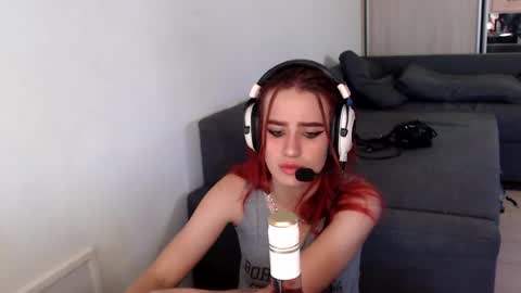 Emmymy favourite tips100035122212377pvt open online show from 12.28.24