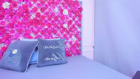 Snapshot of emmyrouse_ chatting on 03.01.25 emmy rouse online show from 03.01.25