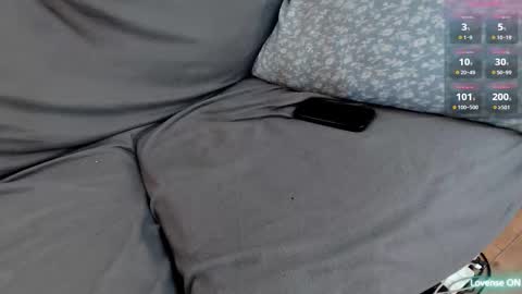 EmoDream1998 online show from 10.29.25