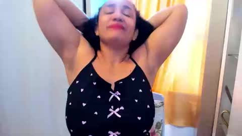 Snapshot of emperatriztapia chatting on 05.07.26 emperatriztapia online show from 05.07.26