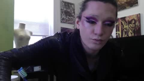 Snapshot of empusalamia chatting on 01.22.25 empusalamia online show from 01.22.25