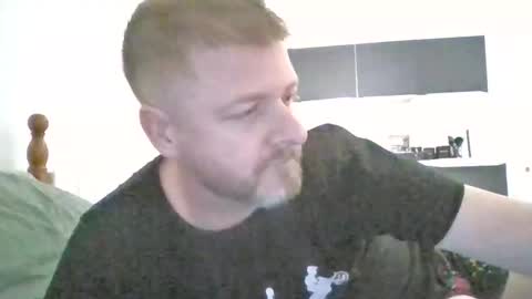 Snapshot of emrys2016833836 chatting on 02.17.26 emrys2016833836 online show from 02.17.26