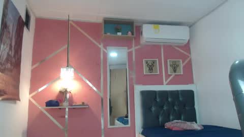 Emy online show from 02.25.25