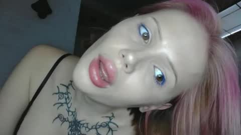 emydeliro online show from 09.17.25