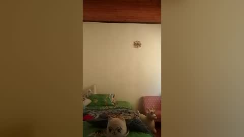 Snapshot of encantorosa chatting on 06.19.26 encantorosa online show from 06.19.26