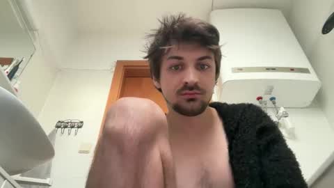 Snapshot of enemafountain chatting on 10.08.25 enemafountain online show from 10.08.25