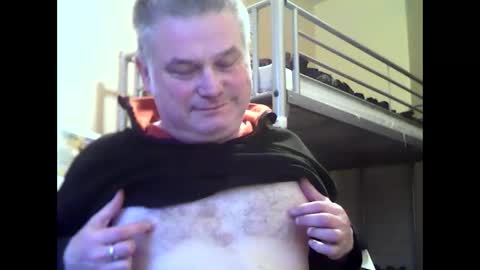 englishguysurrey online show from 12.26.24