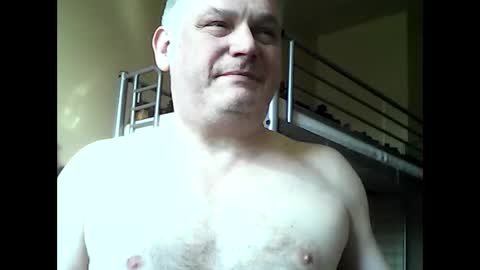 englishguysurrey online show from 03.03.26