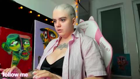 enigmastella online show from 12.18.25