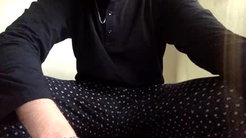 Snapshot of enjooythenut chatting on 01.21.25 Batman online show from 01.21.25