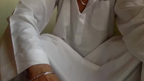 Snapshot of enjooythenut chatting on 01.23.25 Batman online show from 01.23.25