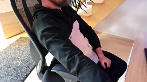 Pete online show from 10.14.25