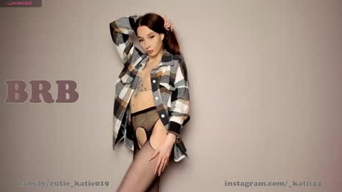 Snapshot of enjoyment019 chatting on 01.12.25 Alex Kate INSTAGRAM katii44 online show from 01.12.25