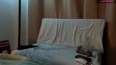 Snapshot of enjoythetrip chatting on 02.25.25 Luke online show from 02.25.25