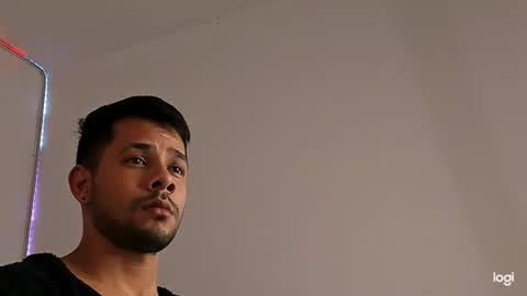 enmanuelgutierrez40 online show from 01.05.26