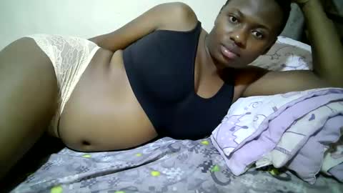 Snapshot of enter_dee chatting on 02.25.26 Ell online show from 02.25.26