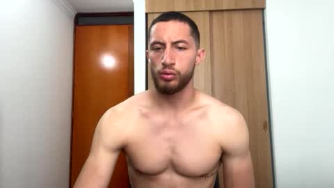 Snapshot of enzo_savage chatting on 05.14.26 enzo_savage online show from 05.14.26