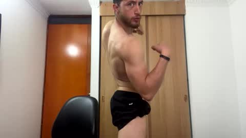 Snapshot of enzo_savage chatting on 06.03.26 enzo_savage online show from 06.03.26