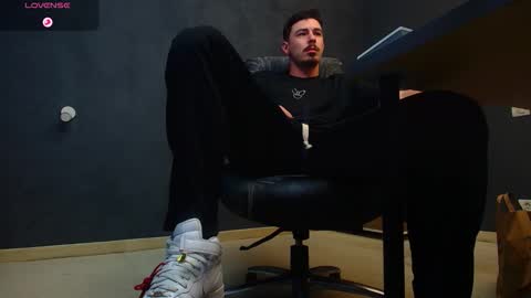 EnzoRace online show from 10.27.25