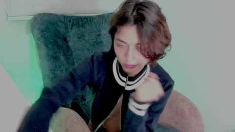 Leyla online show from 03.10.25